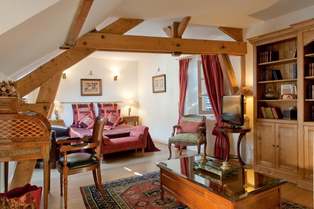 Hostellerie Du Prieure Saint-Prix  Eksteriør bilde